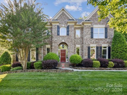1023 Westbury Drive