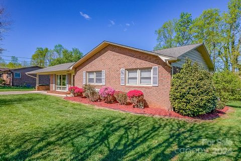 4659 Lakeview Acres Road sold home in Lakeview Acres, Valdese, NC