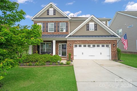571 Brookhaven Drive sold home in Hawks Creek, Fort Mill, SC
