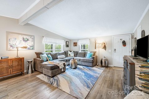 21 Timbers Edge Lane sold home in Mountain Shadows, Fairview, NC