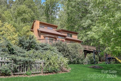 22 Thistle Lane sold home in Junaluska Oaks, Waynesville, NC