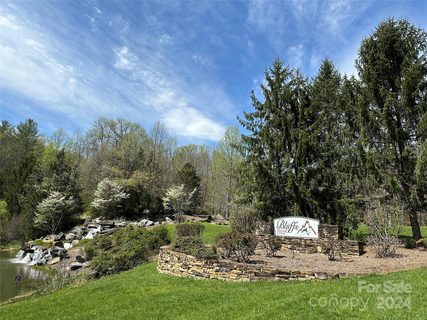 0 National Forest Drive active home in The Bluffs Of Wilson Creek, Lenoir, NC