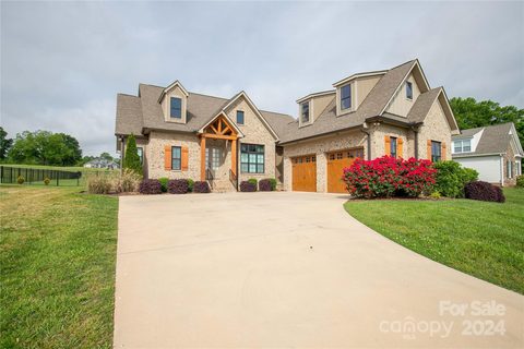 135 Eagles Terrace sold home in Deer Brook, Shelby, NC