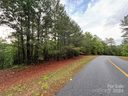 1391 E Paradise Harbor Drive 153 sold home in Connelly Springs, SC