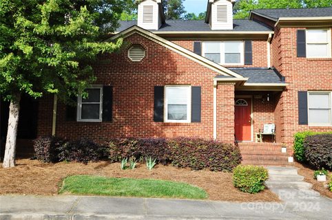 8440 Coulwood Oak Lane sold townhome in Coulwood Oaks, Charlotte, NC
