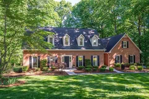 1704 Clubview Circle sold home in Country Club Estates, Gastonia, NC