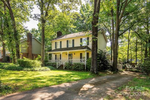 6612 Heatherwood Lane