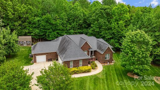 1817 White Ibis Court sold home in Flying Eagle Estates, Clover, SC