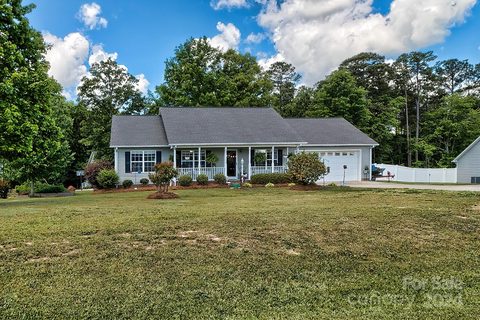 3248 Silver Fox Circle sold home in Hunters Ridge, Lancaster, SC