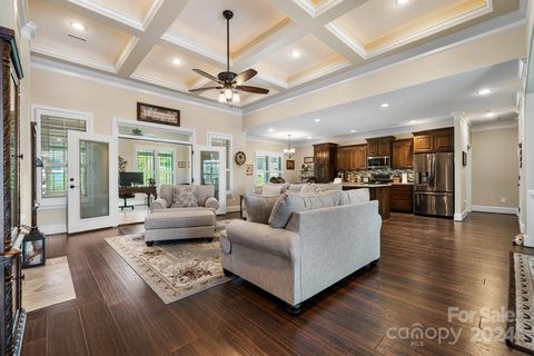 5160 Meadow Park Lane sold home in Abernethy Park, Hickory, NC