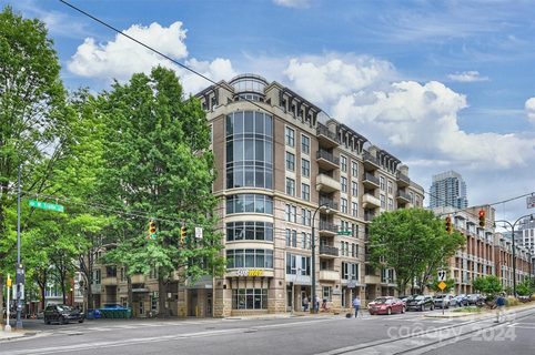 718 W Trade Street 208