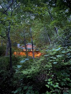 1625 Mountain Cove Road sold home in Charmeldee Acres, Black Mountain, NC