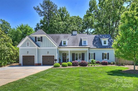 4459 Woodlark Lane