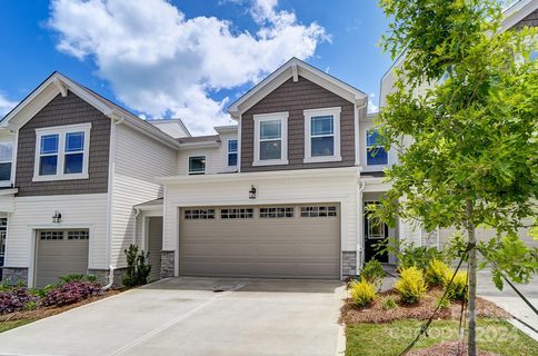 14845 Tamarack Drive