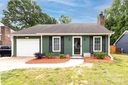 8200 Meadowdale Lane sold home in Charlotte, SC