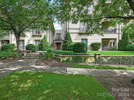 442 Fenton Place