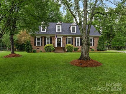 7932 Buckfield Place sold home in Williamsburg, Charlotte, NC