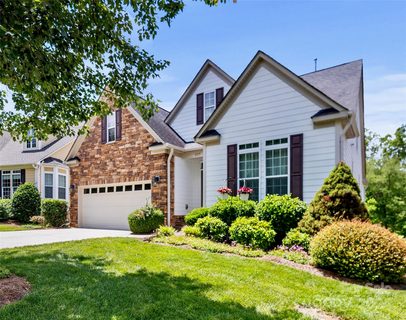1317 Winged Foot Drive