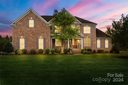 10004 White Dogwood Lane sold home in Waxhaw, SC