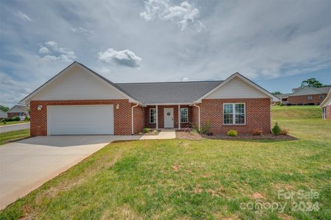 135 Central Park Circle