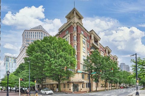 568 N Church Street sold home in Chapel Watch, Charlotte, NC