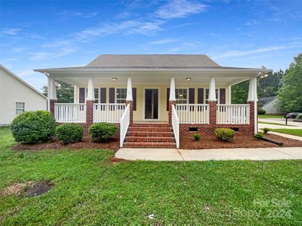 5076 Drake Pond Lane