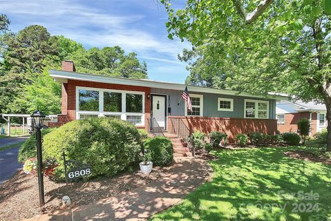 6808 Starcrest Drive