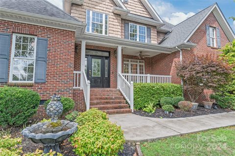 2349 Kinmere Drive