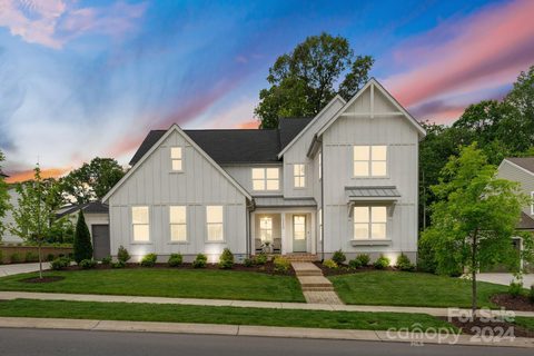 13220 Oak Farm Lane