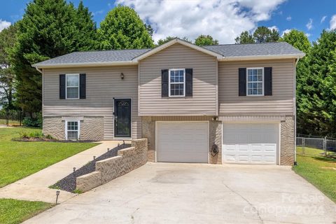 5260 Eider Lane sold home in Champion Village, Granite Falls, NC