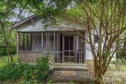 3901 Amerigo Street sold home in West View, Charlotte, NC