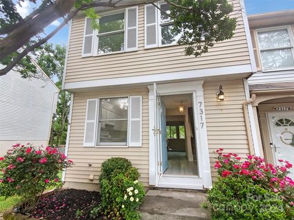 7317 Pebblestone Drive Apt A sold townhome in Waterford Townhomes, Charlotte, NC