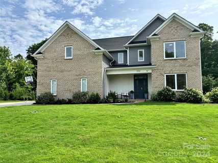 1016 Peninsula Drive sold home in Lakepoint, Belmont, NC