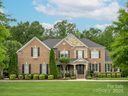 417 Running Horse Lane sold home in Waxhaw, SC
