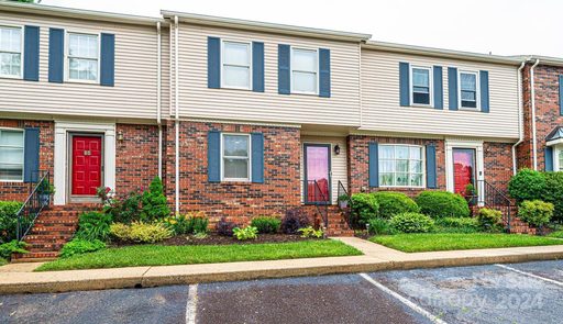 2705 N Center Street 65