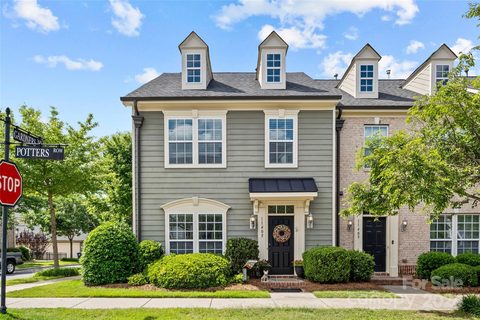 11405 Potters Row