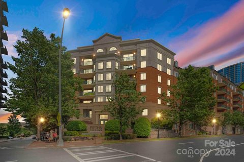 300 W 5th Street 208