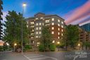 300 W 5th Street 208 sold home in Charlotte, SC