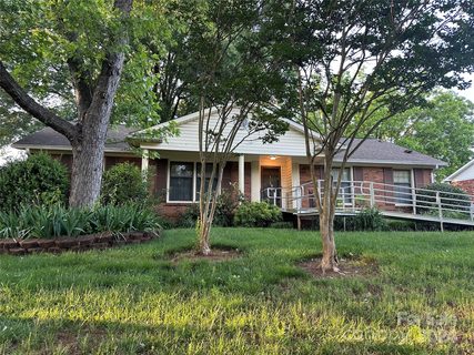 1113 Archdale Drive sold home in Montclaire South, Charlotte, NC