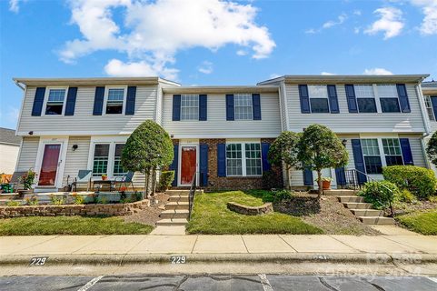229 Water Oak Drive sold townhome in Parklake, Pineville, NC