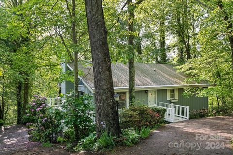 212 Crescent Drive