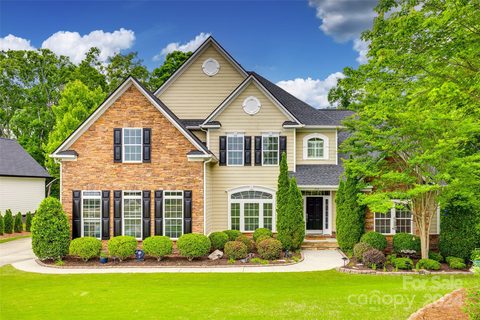 352 Calming Way sold home in Serenity Point, Tega Cay, SC