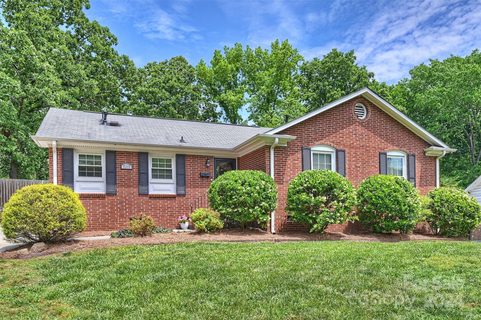 7117 Woodstream Drive