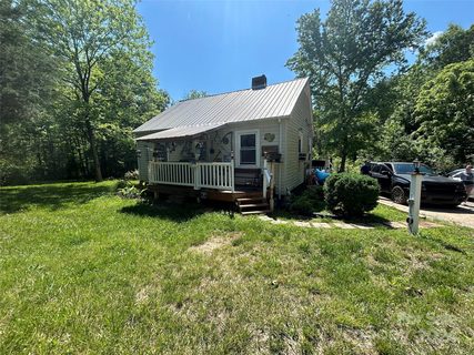 2017 Stony Point Road sold home in Stony Point Cove, Shelby, NC