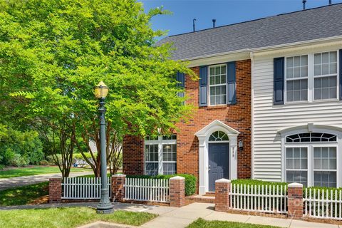 Previously sold for $285,588