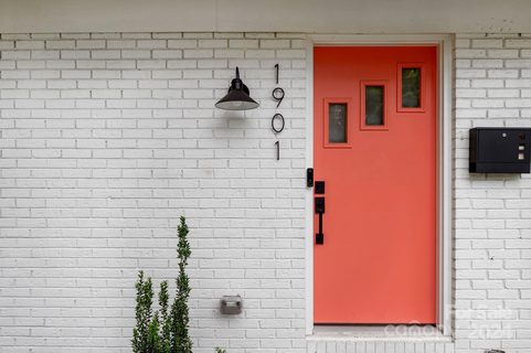 1901 Herrin Avenue sold condo in Shamrock Green, Charlotte, NC
