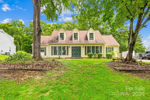 4818 Shadow Moss Court