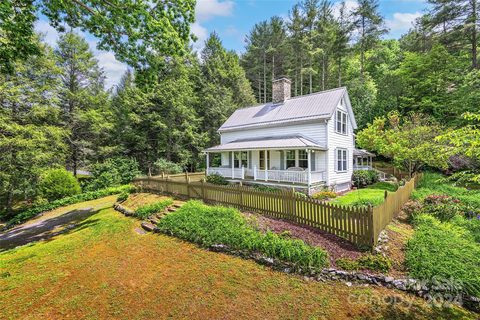95 Hubbard Circle sold home in Little River Ranch, Penrose, NC