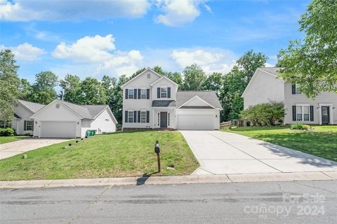 12315 Poplar Forest Drive sold home in Withers Grove, Charlotte, NC