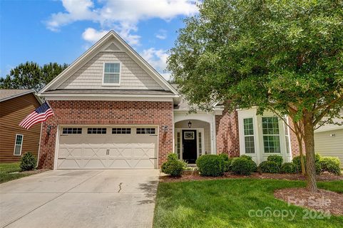 5124 Star Hill Lane